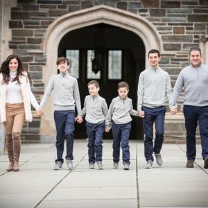 Meet your Posher, Laura